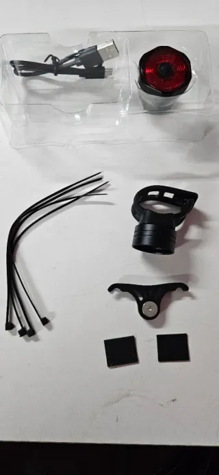 Luz Trasera Inteligente para Bicicleta