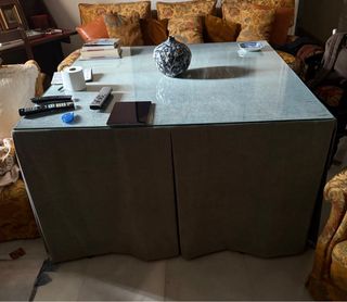Mesa de camilla cristal y tela