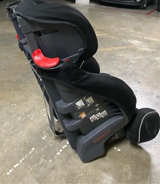 Silla coche Klippan negra en buen estado