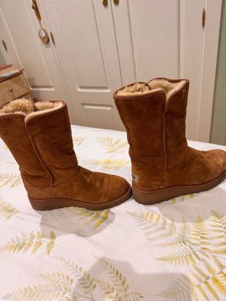 Botas UGG Classic Marrones Talla 37