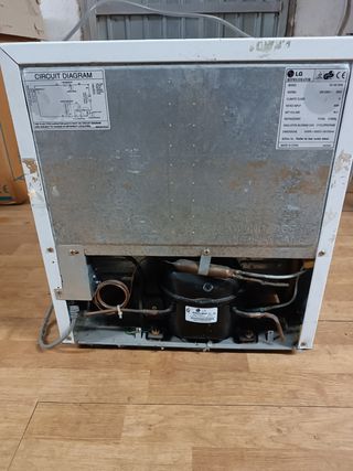 Nevera pequeña LG GC-051SNS