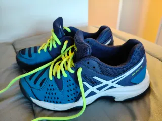 Zapatillas Asics pádel talla 35