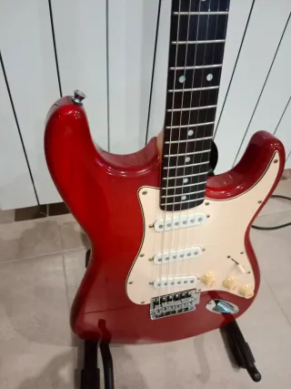 Guitarra Academy Stratocaster Roja