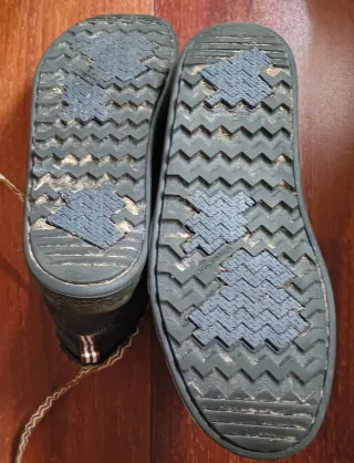 Botas de nieve Quechua azules y marrones