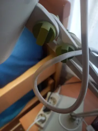 Lámpara de escritorio regulable