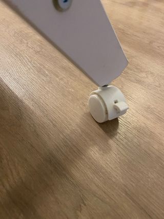 Minicuna bebé madera con ruedas