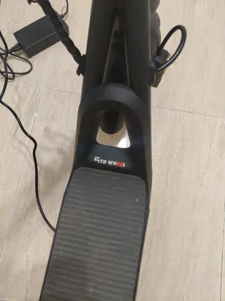 Patinete Eléctrico Nuevo con Intermitentes