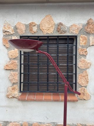 Lámpara de pie regulable