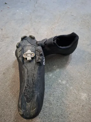 Zapatillas Ciclismo MTB 39 Mujer y pedales mixtos