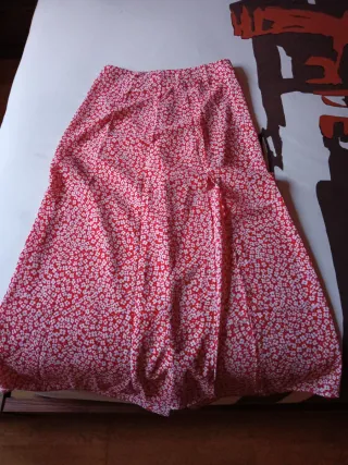 Falda larga Shein flores Talla XS