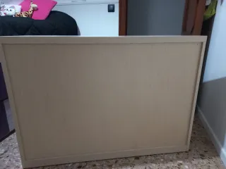 Cómoda infantil blanca 4 cajones.ñ