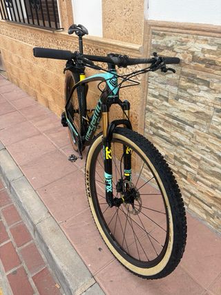 Megamo Factory Bicicleta Montaña