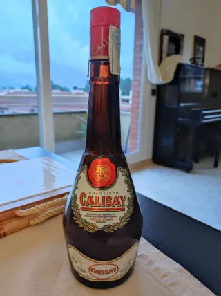 Botella Calisay Gran Licor Coleccionista