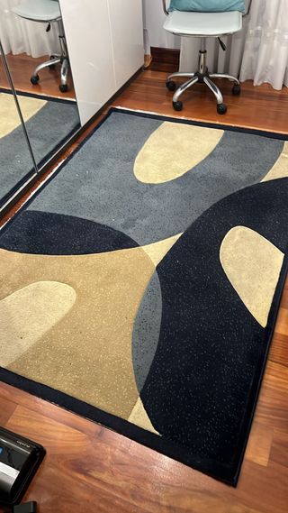 Alfombra moderna abstracta beige y azul