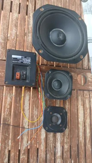 Altavoces Technics con Repartidor