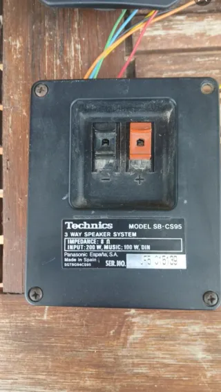 Altavoces Technics con Repartidor