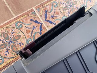 Impresora HP Gris y Morado