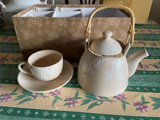 Juego de té 9 piezas cerámica floral