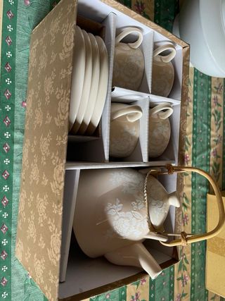 Juego de té 9 piezas cerámica floral