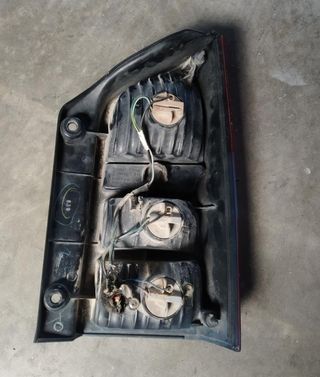 Pilotos Traseros Nissan Pathfinder