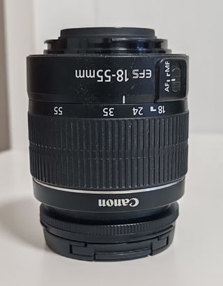 Camara Canon EOS 200D