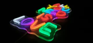 Lampada Neon Led "ALL YOU NEED IS LOVE"