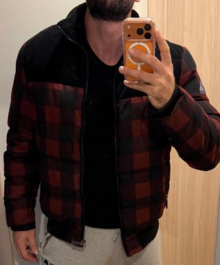 Chaqueta Superdry cuadros roja y negra como nueva