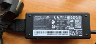 Cargador Chicony 12V USB-C