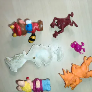 Lote figuras años 80 90 variado