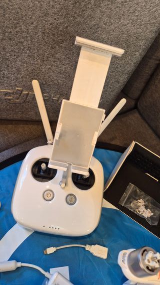 Dron DJI Phantom 4 Blanco