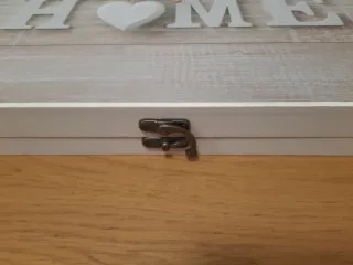 Tapa contador luz madera HOME corazón