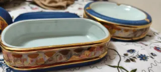 Conjunto Cenicero de cerámica azul y dorado