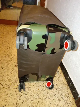 Maleta Sprayground Camuflaje Tiburón