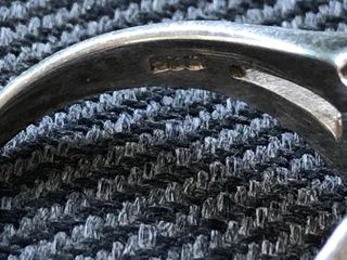 Anillo vintage con piedra grande