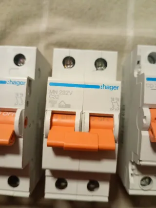 Interruptores automáticos Hager