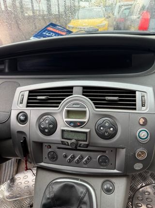Despiece Renault Scenic II  1.5 DCI Año 2007