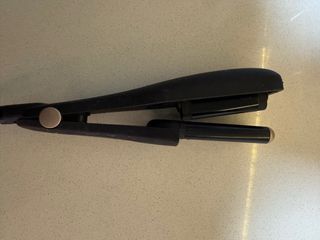 Ondulador Paris Hilton Negro y Dorado