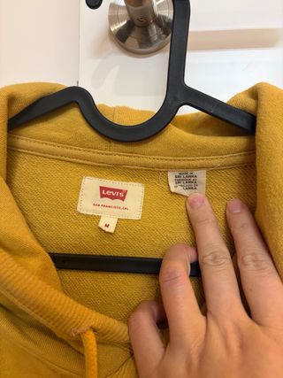 Sudadera Levis Amarilla