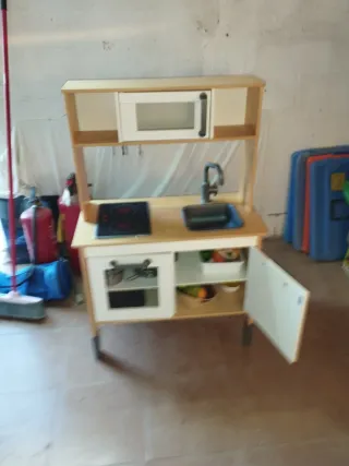 Cocinita de Juguete Ikea con Accesorios