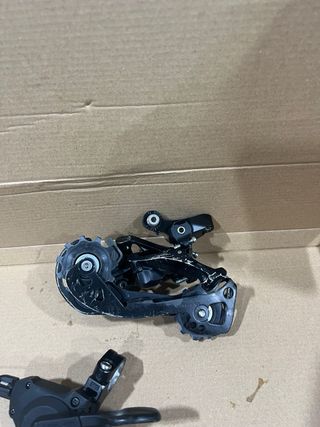 Kit Cambio y Pulsador Shimano Deore 10v