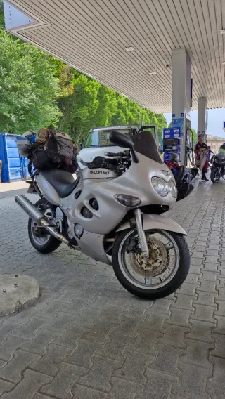 Suzuki GSX750 F 2002