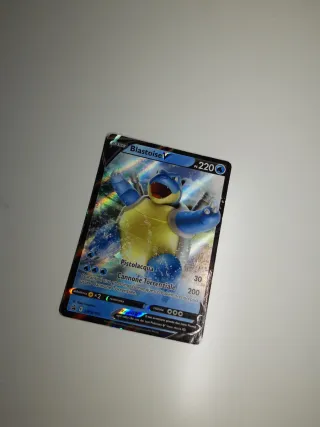 Blastoise V Holo Carta Pokémon