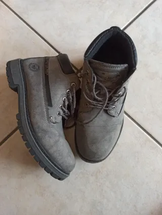 Stivaletti da uomo in nabuk grigio