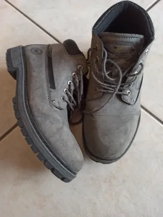 Stivaletti da uomo in nabuk grigio