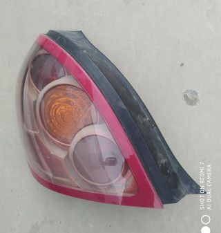 Piloto Trasero Izquierdo Nissan Almera N16