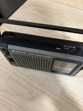 Radio Sanyo 2 Band Receiver AP 6760 A