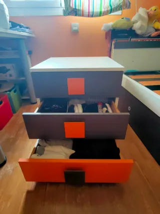 Dormitorio juvenil completo ¡URGE!