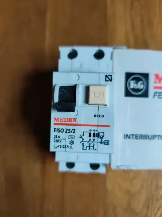 2 Interruptores Diferenciales Medex