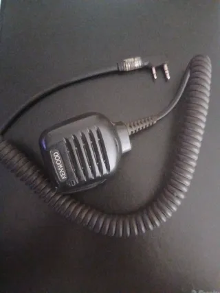 Kenwood KSC-25LS Cargador Walkie Talkie