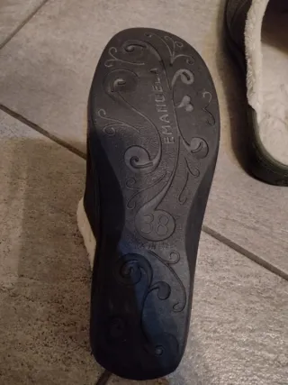 Ciabatte scamosciate con pelo